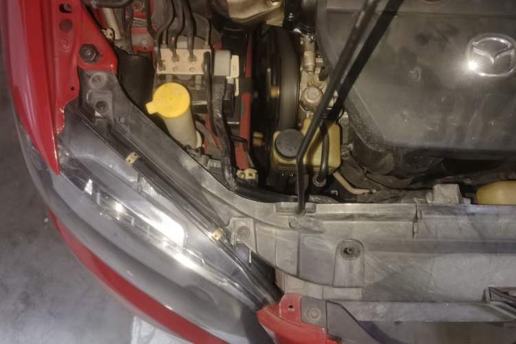 Used Mazda 6 2013 2.0L Automatic Fashion Edition Engine Bay Right