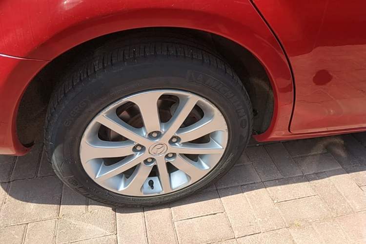 Used Mazda 6 2013 2.0L Automatic Fashion Edition Exterior 5
