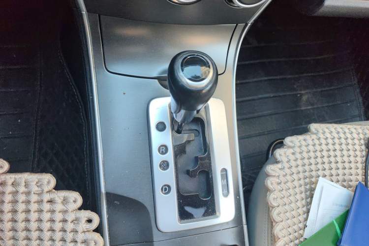 Used Mazda 6 2013 2.0L Automatic Fashion Edition Gear Lever