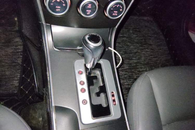 Used Mazda 6 2013 2.0L Automatic Fashion Edition Gear Lever