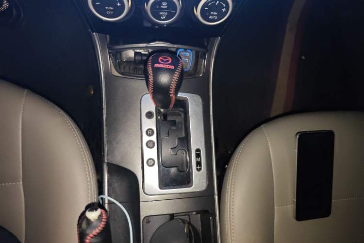 Used Mazda 6 2013 2.0L Automatic Fashion Edition Gear Lever