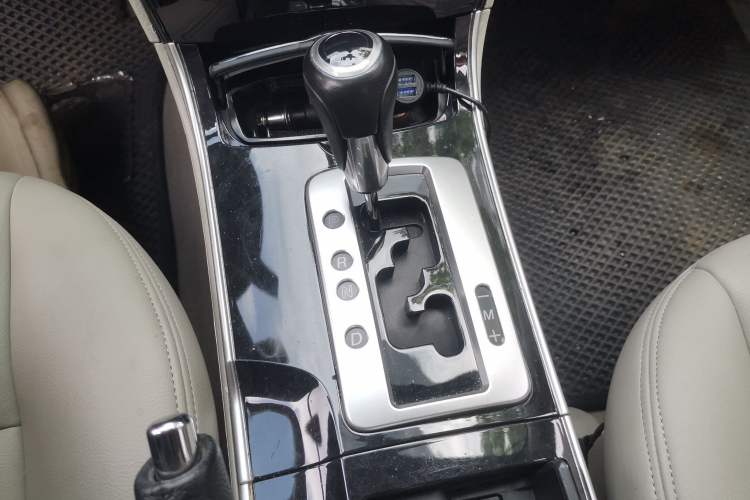 Used Mazda 6 2013 2.0L Automatic Fashion Edition Gear Lever