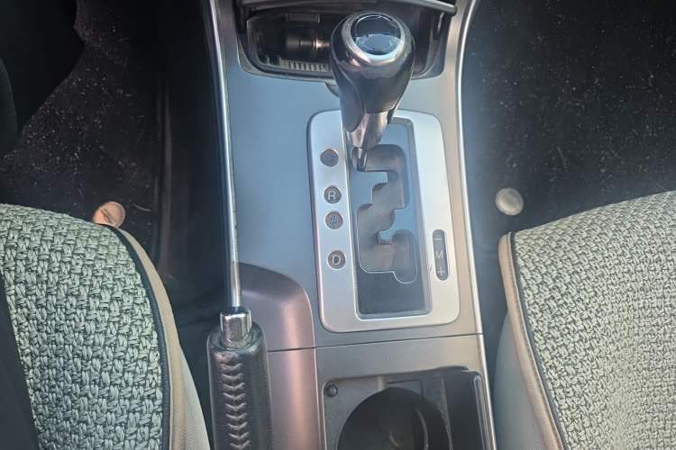 Used Mazda 6 2013 2.0L Automatic Fashion Edition Gear Lever