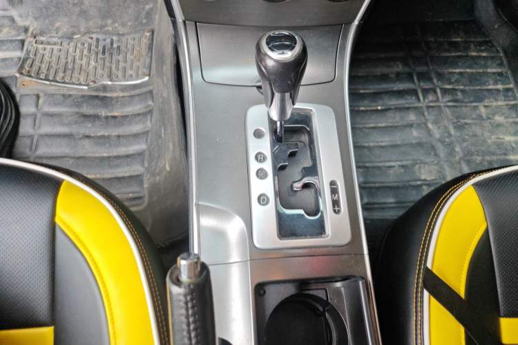 Used Mazda 6 2013 2.0L Automatic Fashion Edition Gear Lever