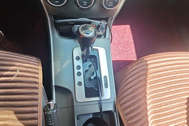 Used Mazda 6 2013 2.0L Automatic Fashion Edition Gear Lever