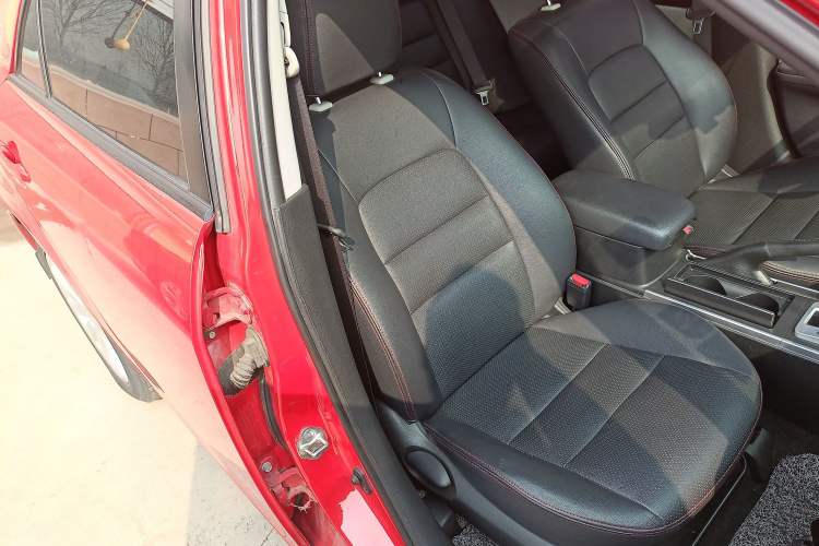 Used Mazda 6 2013 2.0L Automatic Fashion Edition Right Front Seat