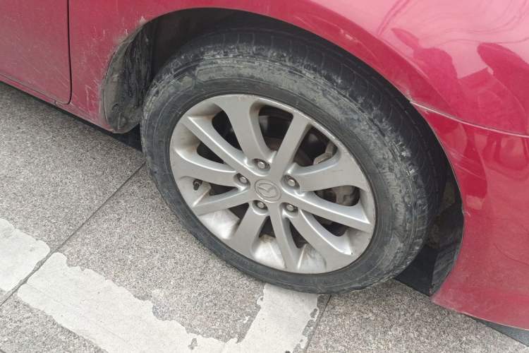 Used Mazda 6 2013 2.0L Automatic Fashion Edition Right Front Wheel Hub