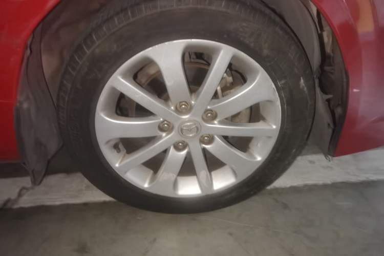 Used Mazda 6 2013 2.0L Automatic Fashion Edition Right Front Wheel Hub