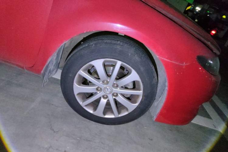 Used Mazda 6 2013 2.0L Automatic Fashion Edition Right Front Wheel Hub