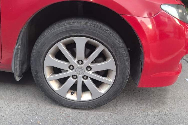 Used Mazda 6 2013 2.0L Automatic Fashion Edition Right Front Wheel Hub