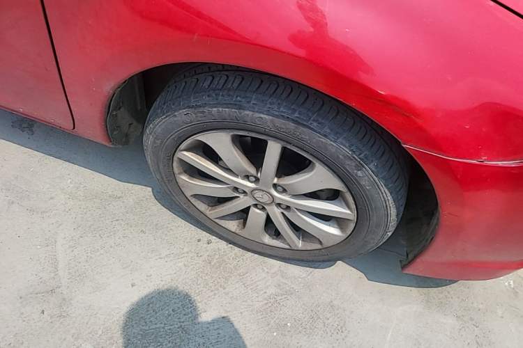 Used Mazda 6 2013 2.0L Automatic Fashion Edition Right Front Wheel Hub