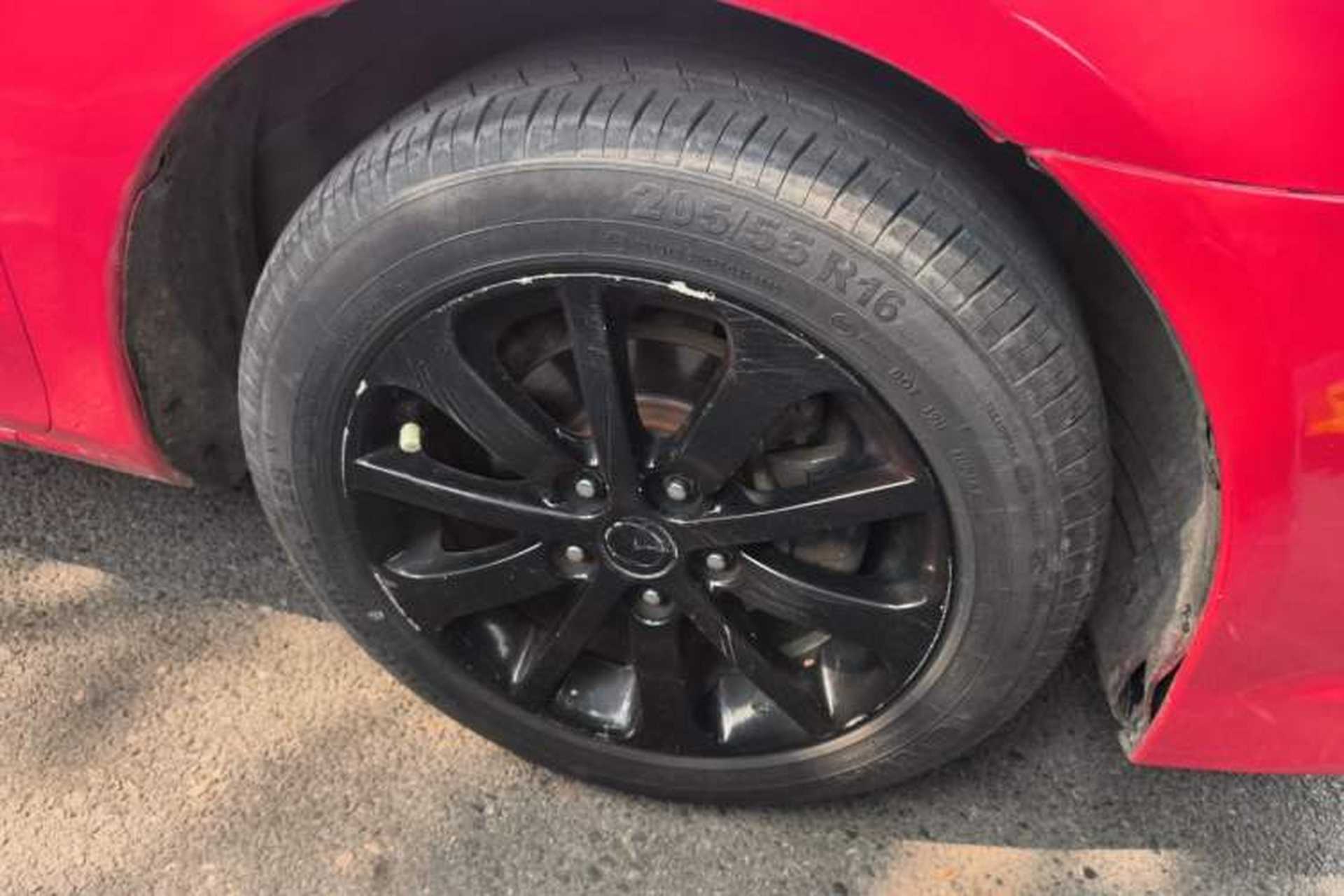 Used Mazda 6 2013 2.0L Automatic Fashion Edition Right Front Wheel Hub