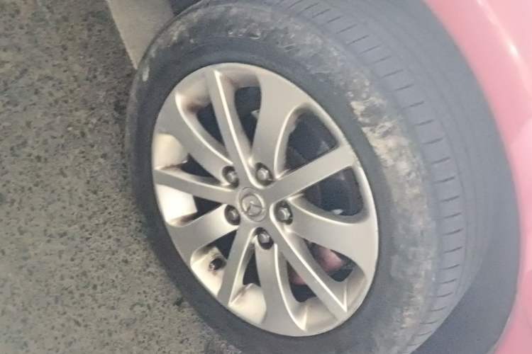Used Mazda 6 2013 2.0L Automatic Fashion Edition Right Front Wheel Hub