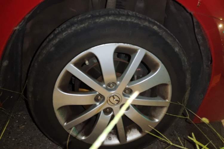 Used Mazda 6 2013 2.0L Automatic Fashion Edition Right Front Wheel Hub