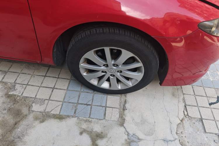 Used Mazda 6 2013 2.0L Automatic Fashion Edition Right Front Wheel Hub