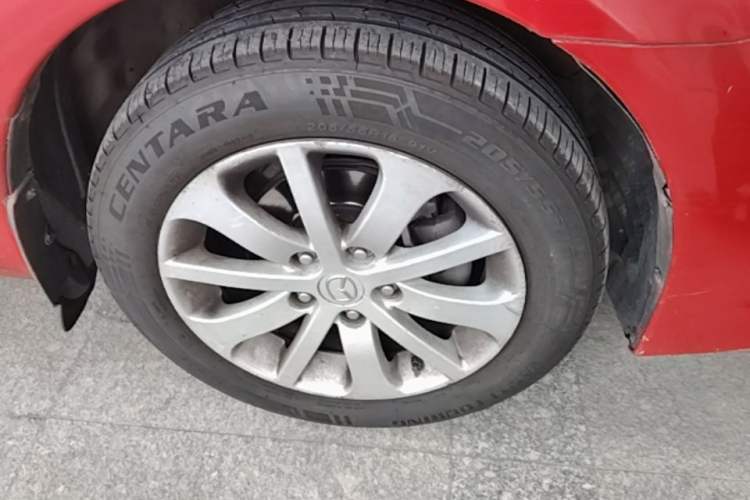 Used Mazda 6 2013 2.0L Automatic Fashion Edition Right Front Wheel Hub