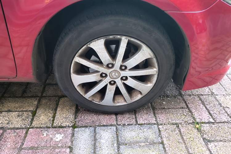 Used Mazda 6 2013 2.0L Automatic Fashion Edition Right Front Wheel Hub