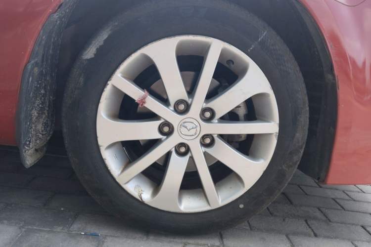 Used Mazda 6 2013 2.0L Automatic Fashion Edition Right Front Wheel Hub