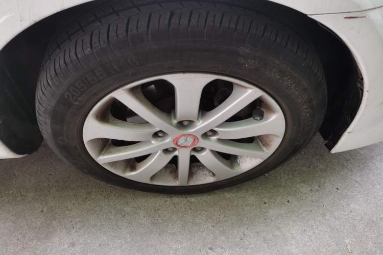 Used Mazda 6 2013 2.0L Automatic Fashion Edition Right Front Wheel Hub