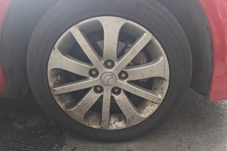 Used Mazda 6 2013 2.0L Automatic Fashion Edition Right Front Wheel Hub
