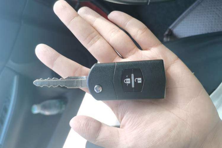 Used Mazda 6 2013 2.0L Automatic Fashion Edition Vehicle Key