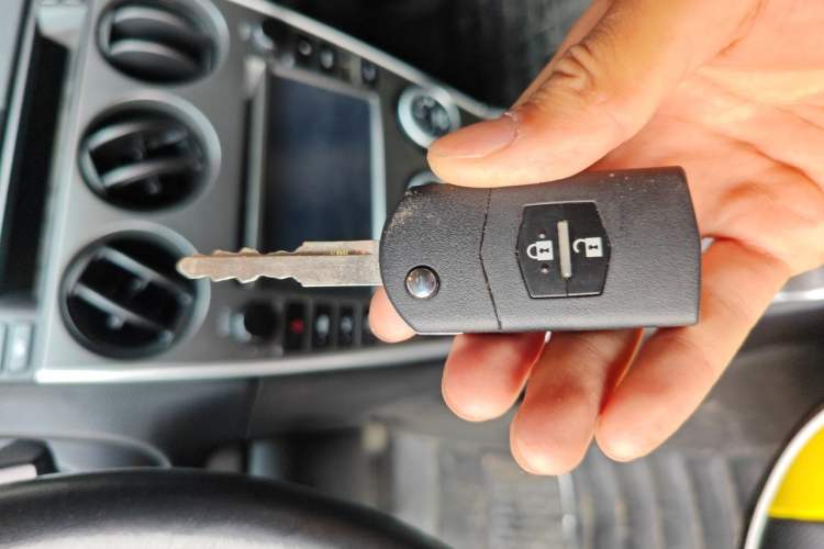 Used Mazda 6 2013 2.0L Automatic Fashion Edition Vehicle Key