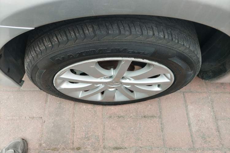 Used Mazda 6 2013 2.0L Automatic Fashion Edition Left Front Wheel Hub