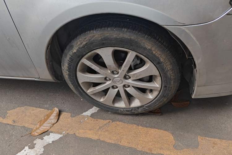 Used Mazda 6 2013 2.0L Automatic Fashion Edition Right Front Wheel Hub