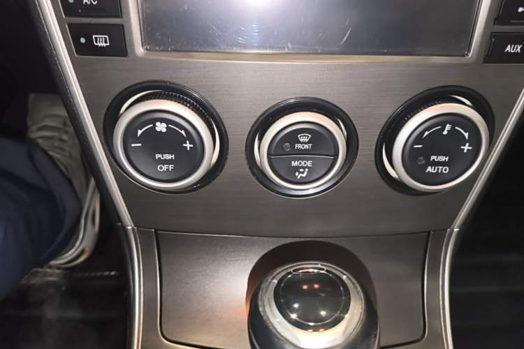Used Mazda 6 2013 2.0L Automatic Fashion Edition Audio And AC Panel