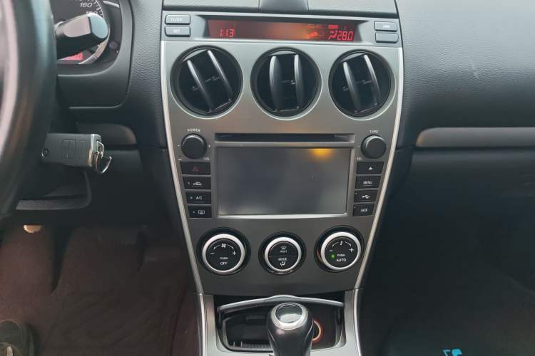 Used Mazda 6 2013 2.0L Automatic Fashion Edition Audio And AC Panel