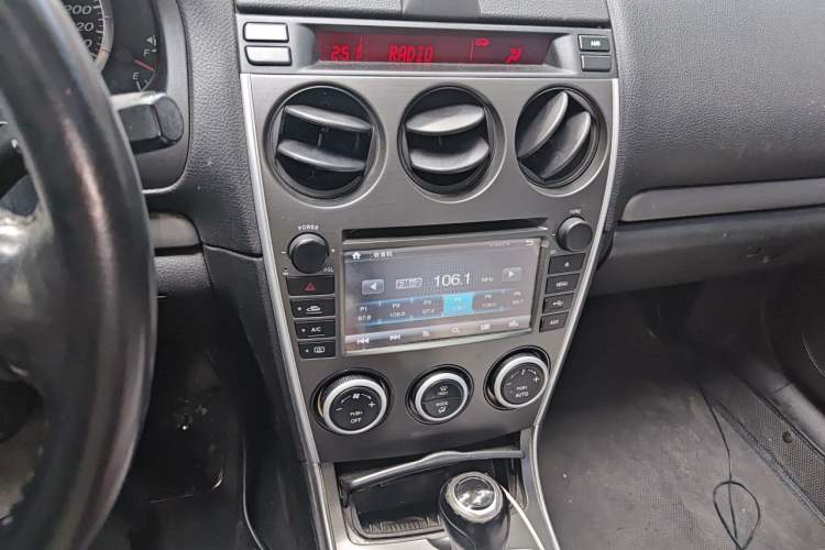 Used Mazda 6 2013 2.0L Automatic Fashion Edition Audio And AC Panel