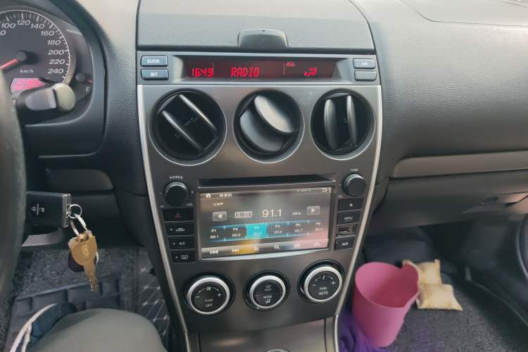 Used Mazda 6 2013 2.0L Automatic Fashion Edition Audio And AC Panel
