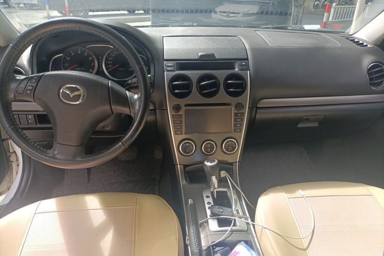 Used Mazda 6 2013 2.0L Automatic Fashion Edition Center Console