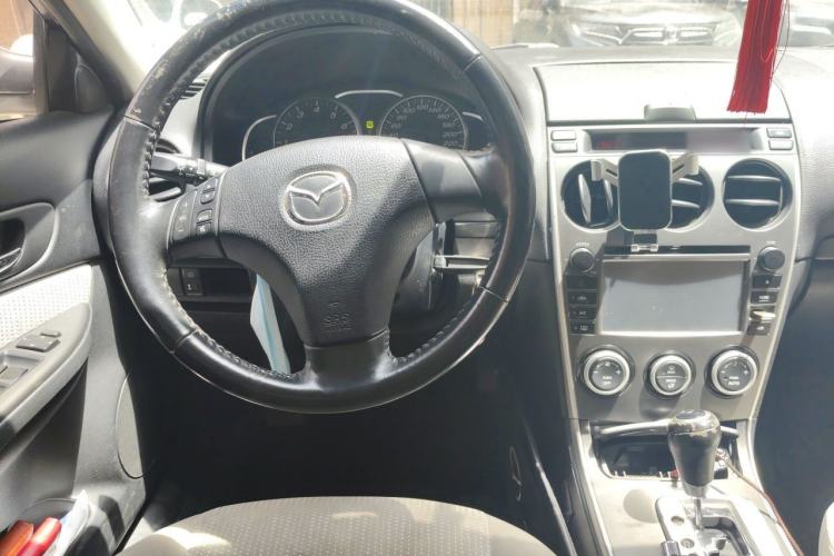 Used Mazda 6 2013 2.0L Automatic Fashion Edition Center Console