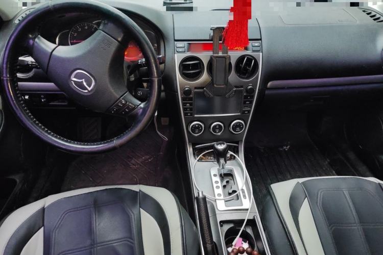 Used Mazda 6 2013 2.0L Automatic Fashion Edition Center Console