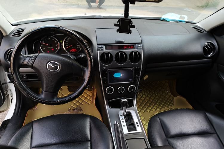 Used Mazda 6 2013 2.0L Automatic Fashion Edition Center Console