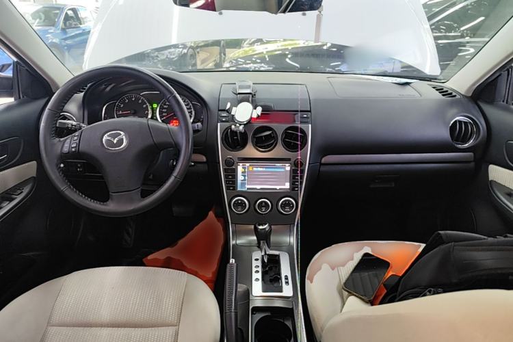 Used Mazda 6 2013 2.0L Automatic Fashion Edition Center Console