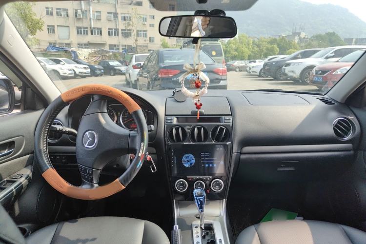 Used Mazda 6 2013 2.0L Automatic Fashion Edition Center Console