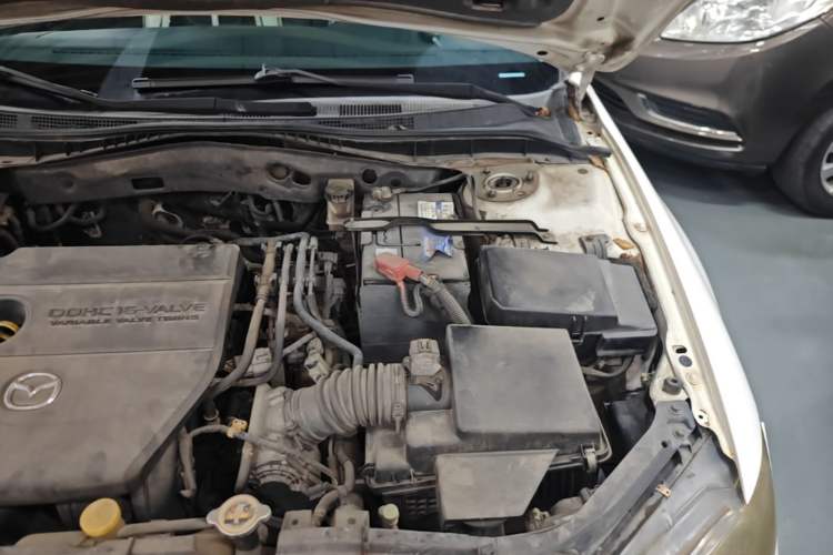 Used Mazda 6 2013 2.0L Automatic Fashion Edition Engine Bay Left
