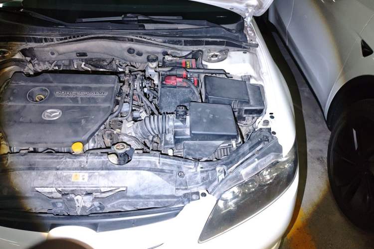 Used Mazda 6 2013 2.0L Automatic Fashion Edition Engine Bay Left