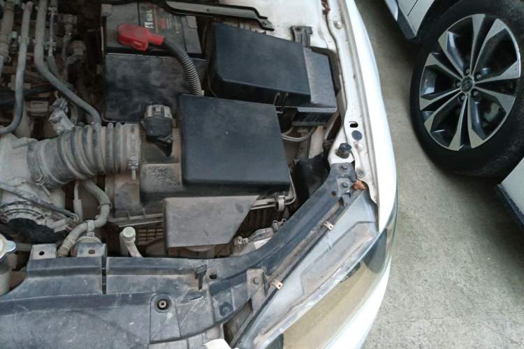 Used Mazda 6 2013 2.0L Automatic Fashion Edition Engine Bay Left