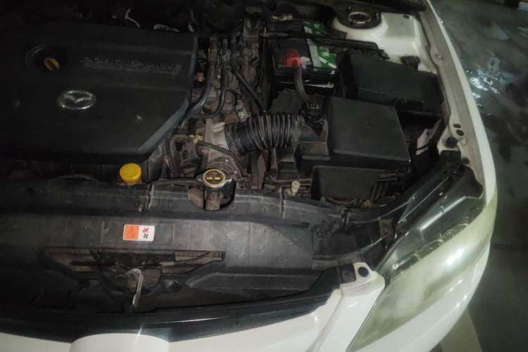 Used Mazda 6 2013 2.0L Automatic Fashion Edition Engine Bay Left
