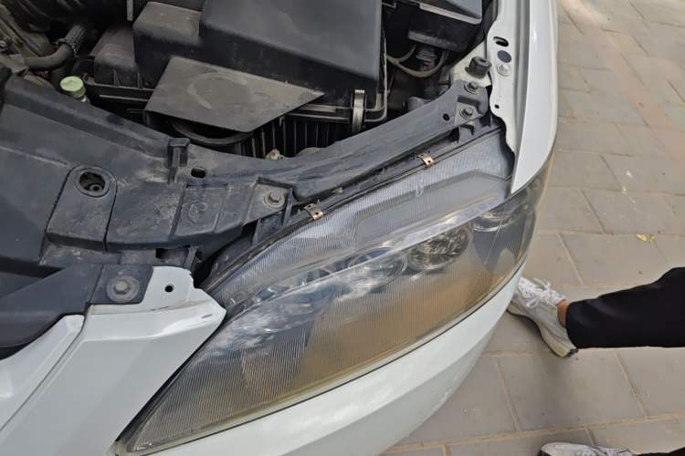 Used Mazda 6 2013 2.0L Automatic Fashion Edition Engine Bay Left