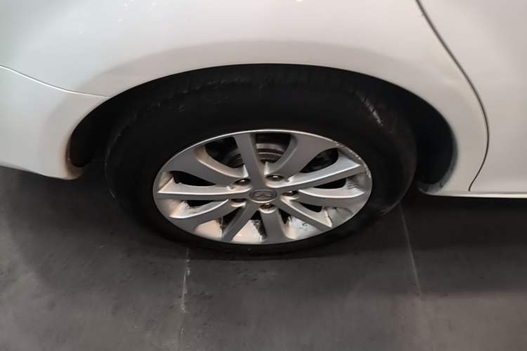 Used Mazda 6 2013 2.0L Automatic Fashion Edition Exterior 5