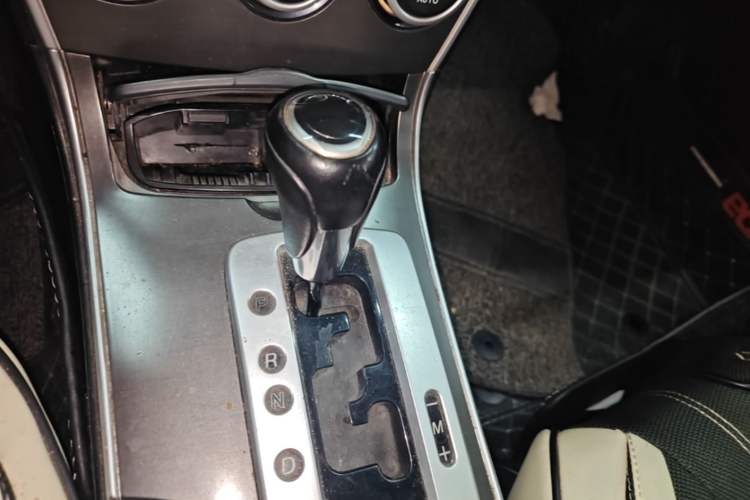 Used Mazda 6 2013 2.0L Automatic Fashion Edition Gear Lever