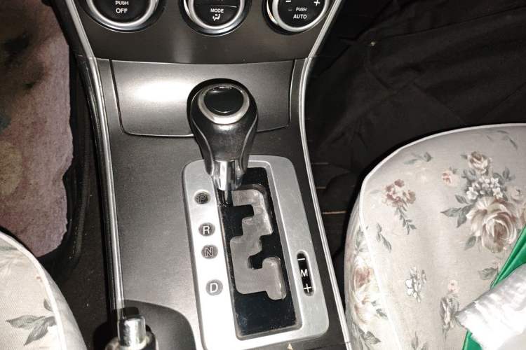 Used Mazda 6 2013 2.0L Automatic Fashion Edition Gear Lever