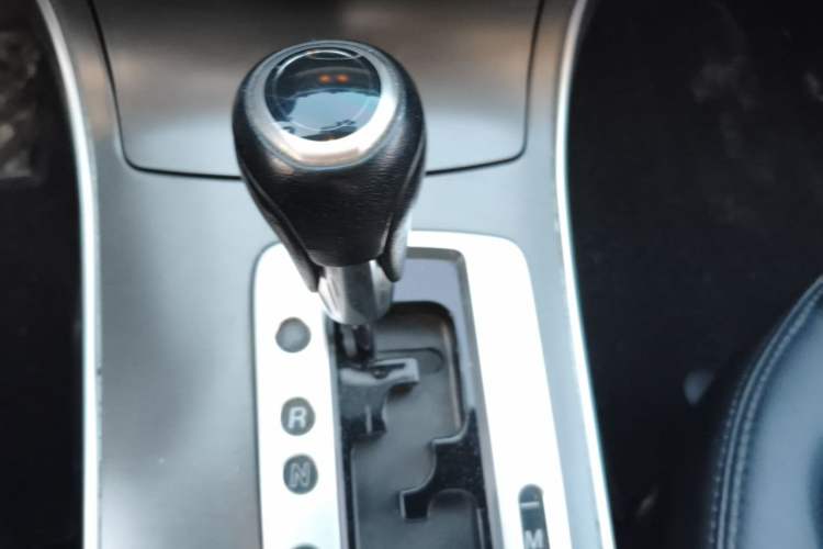 Used Mazda 6 2013 2.0L Automatic Fashion Edition Gear Lever