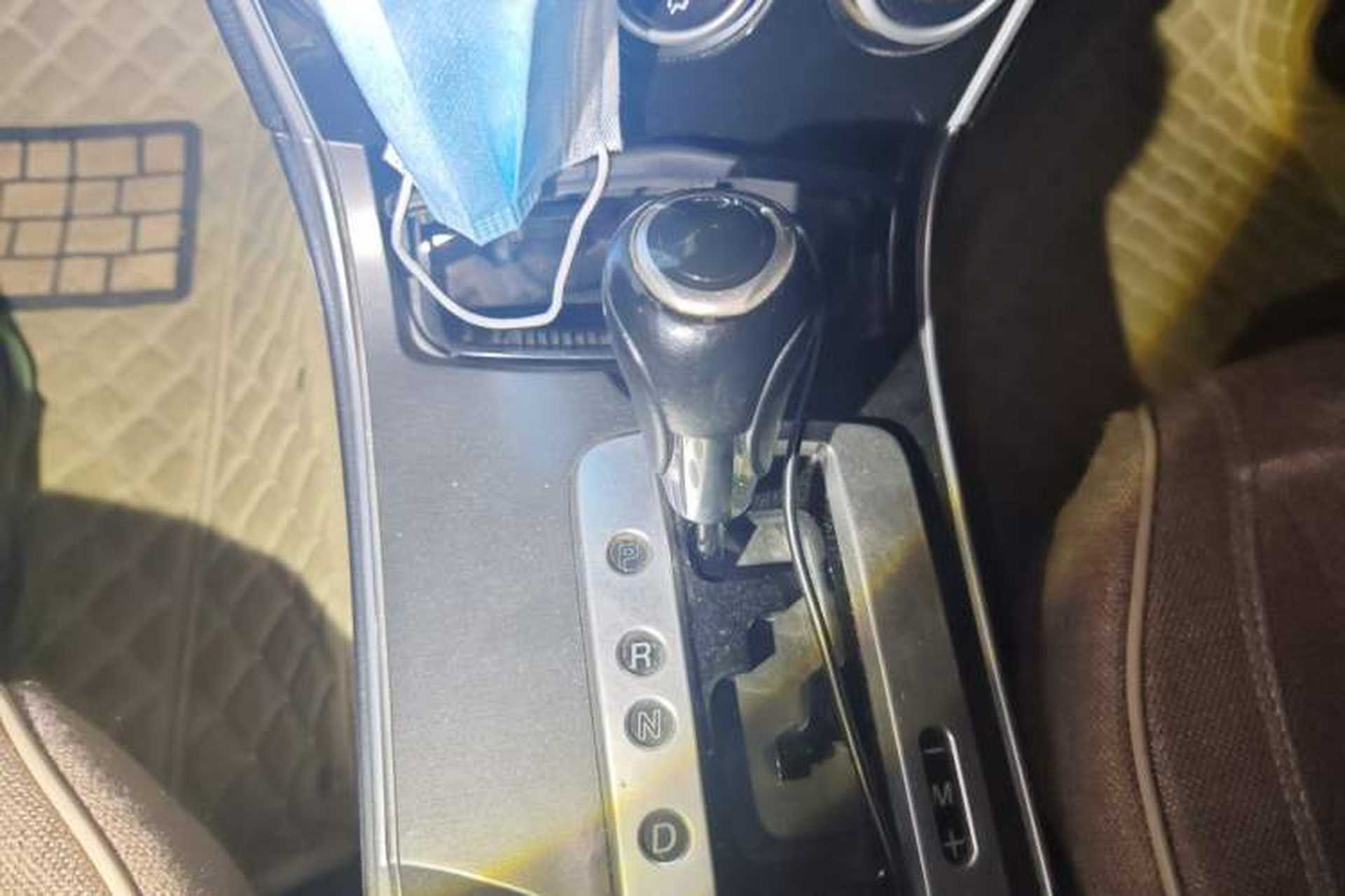 Used Mazda 6 2013 2.0L Automatic Fashion Edition Gear Lever