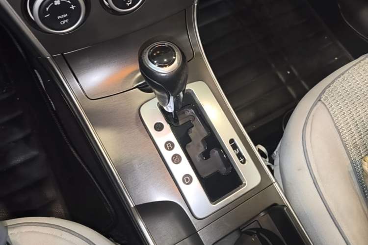 Used Mazda 6 2013 2.0L Automatic Fashion Edition Gear Lever