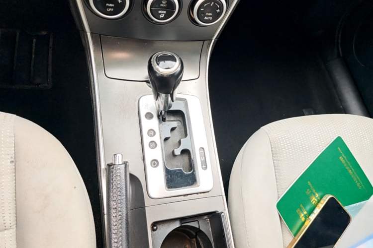 Used Mazda 6 2013 2.0L Automatic Fashion Edition Gear Lever